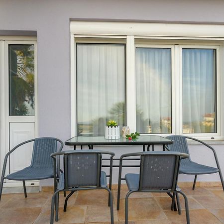 Michael'S Apartment'S Nea Roda Zewnętrze zdjęcie