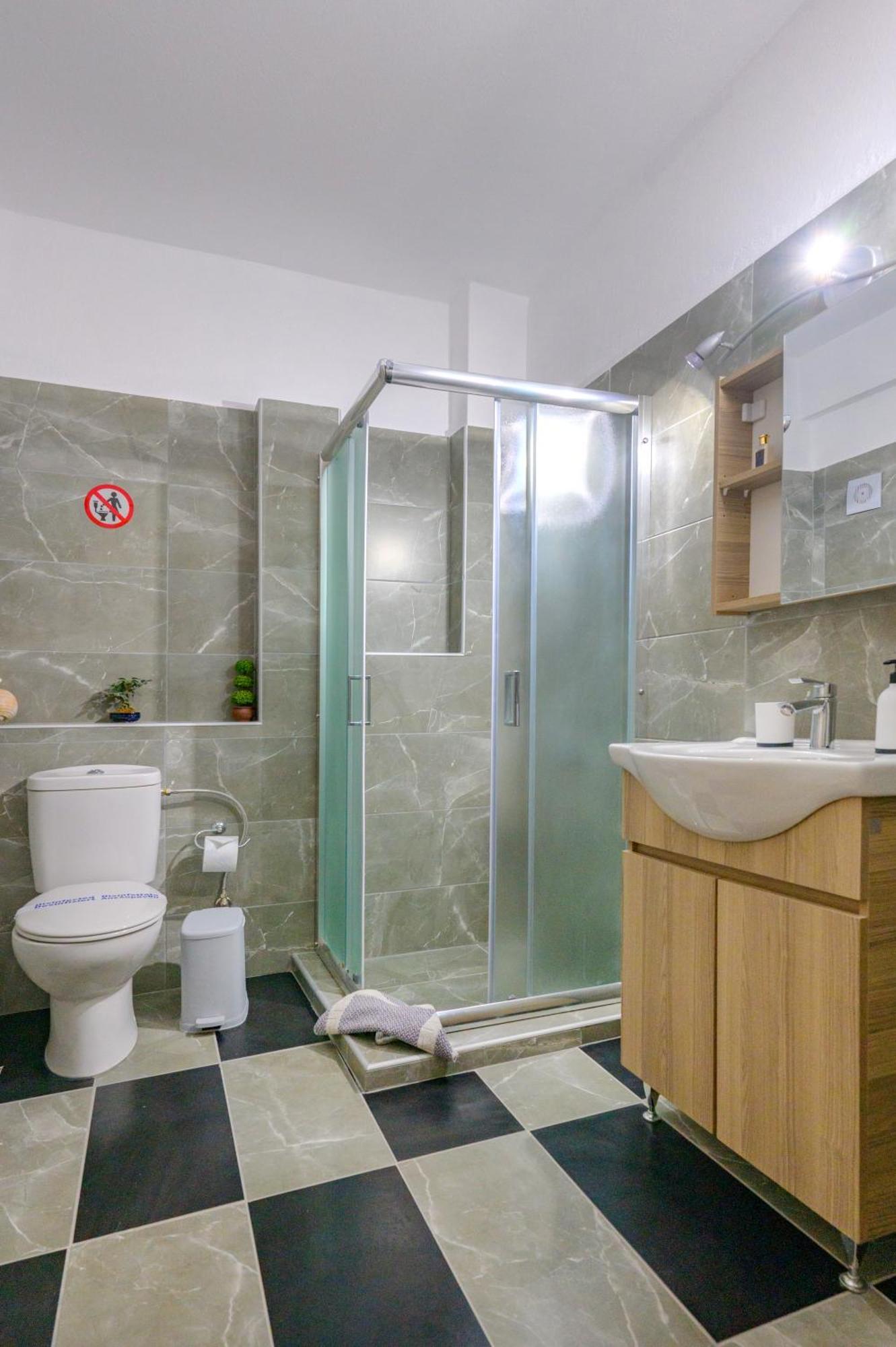 Michael'S Apartment'S Nea Roda Zewnętrze zdjęcie